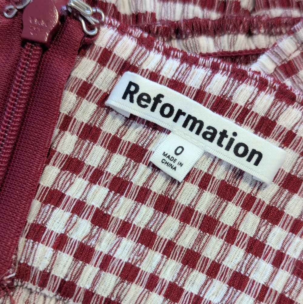 Reformation Gingham Print Halter Peplum Top Burgundy Red Cream - Size 0 - Picture 6 of 7